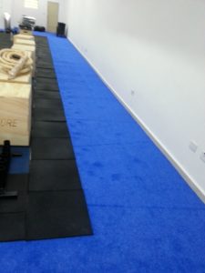 Pisos de borracha em academia