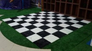 Playground com Grama sintética decorativa