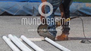 Construção de Postes e Estruturas para Campos e Quadras 1