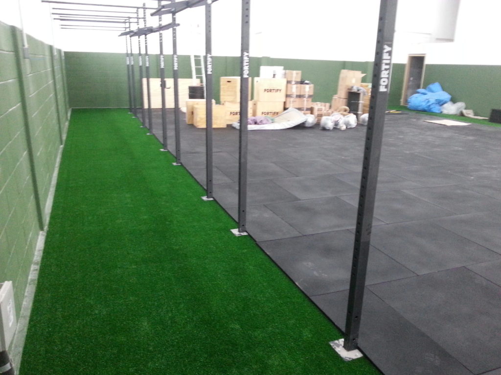 Piso de Borracha preto para Crossfit - Mundo Grama