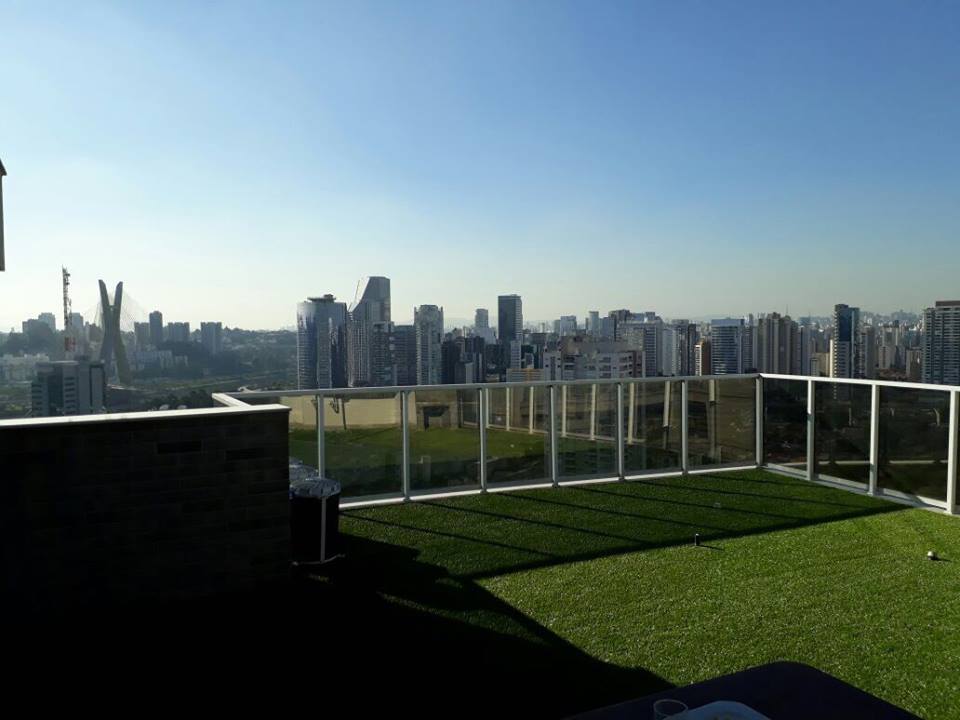 Terraço com Grama sintética para Alto Tráfego - Mundo Grama