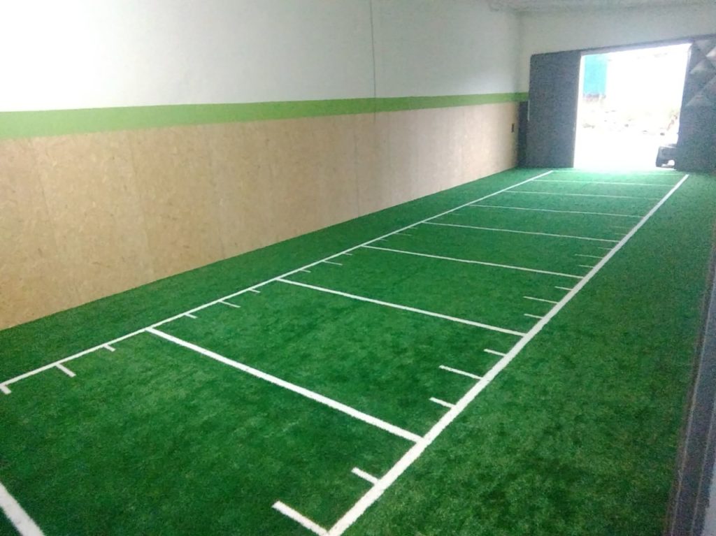 Academia Crossfit com grama sintética de alto tráfego