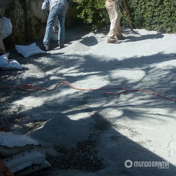 Contra piso para nivelar o terreno