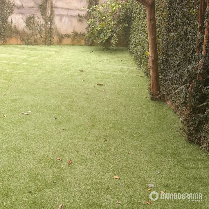 Instalação de grama sintética para jardim